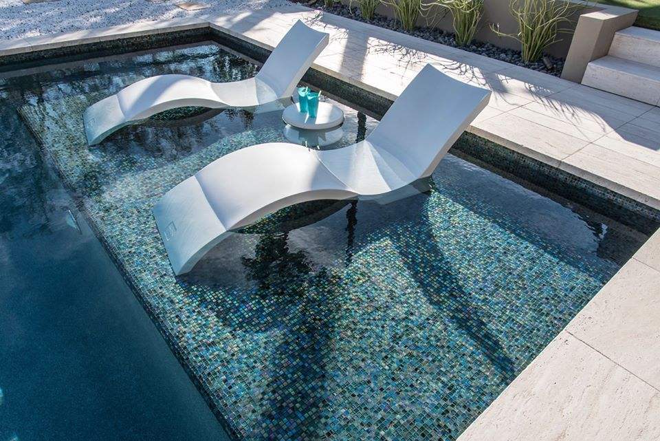 Уличная мебель для отелей: шез – обзор и цена Outdoor Furniture For Pool